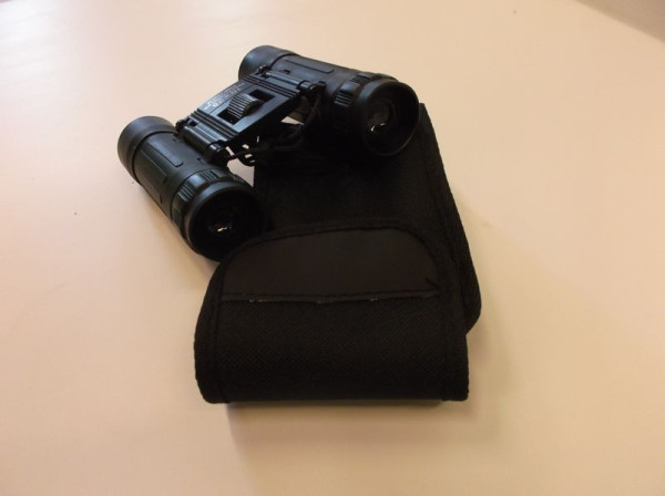 Dalekohled binokulár 10x25 černý